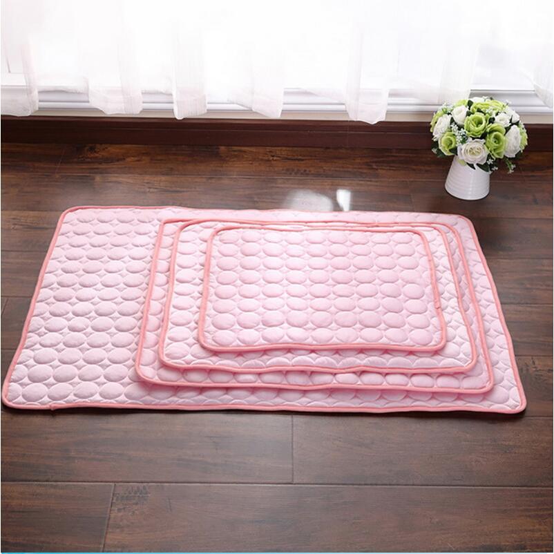 Pet Cooling Mat – Ice Silk Summer Bed Pad for Dogs & Cats