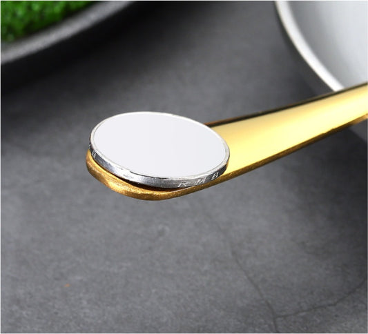 Luxury Gold Stainless Steel Cutlery Set – 24-Piece Flatware with Gift Box (Knives, Forks, Spoons)