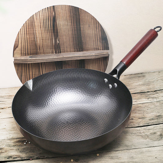 Handmade Traditional Iron Wok with Wooden Handle – Non-Coated High-Temperature Pan for Healthy Cooking