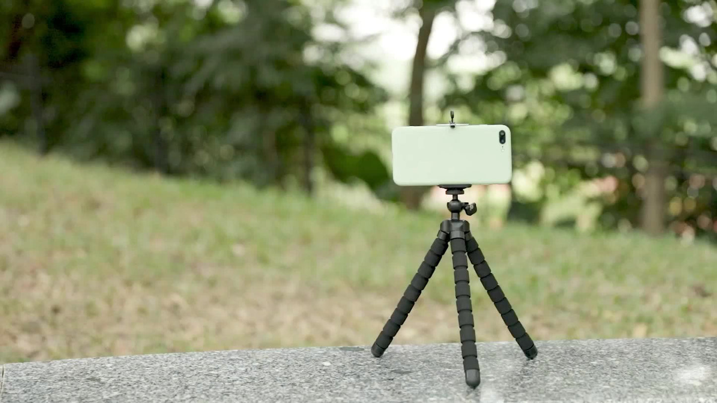 An Octopus Mobile Phone Holder, Camera Stand, Photography Stand-Strong, Durable, Can Be Folded At Will, Multiple Folding Without Damage, Suitable For IPhone Mobile Phones And Other Mobile Phone Models, Cameras And Other
